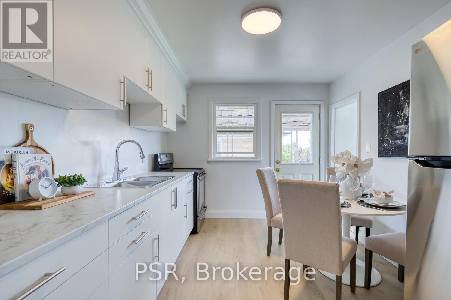 3 - 514 Krug Street, Kitchener, Ontario  N2B 1L6 - Photo 5 - X12155657