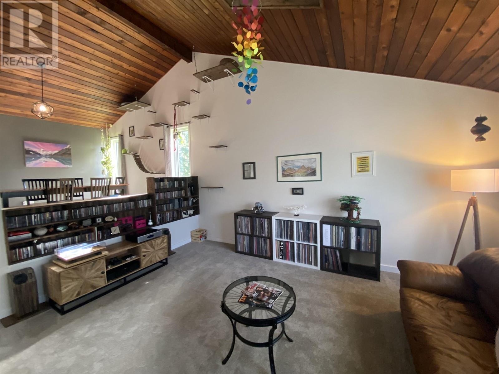 3683 WALNUT DRIVE Terrace Photo 2