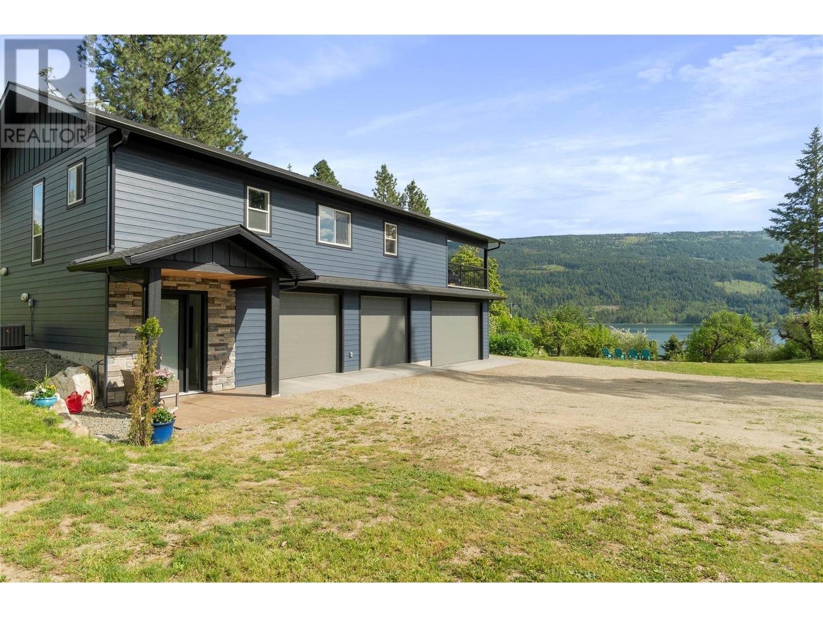 3813 Parri Road, White Lake, British Columbia  V0E 2W1 - Photo 86 - 10347763