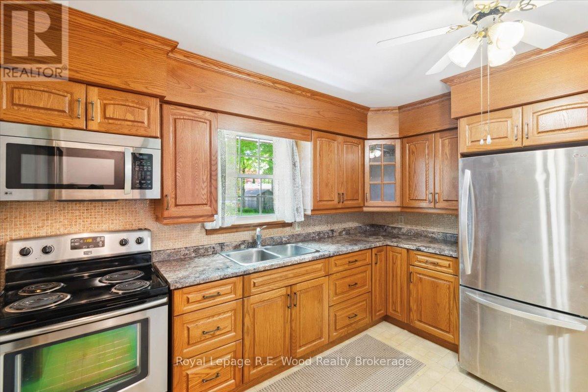 82 Lisgar Street, Tillsonburg, Ontario  N4G 3K9 - Photo 19 - X12155671