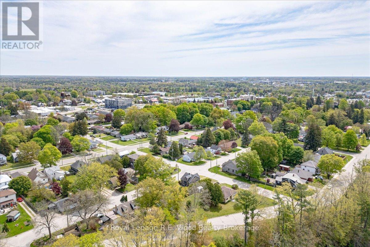 82 Lisgar Avenue, Tillsonburg, Ontario  N4G 3K9 - Photo 37 - X12155671