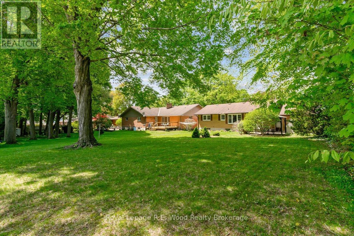 82 Lisgar Avenue, Tillsonburg, Ontario  N4G 3K9 - Photo 9 - X12155671