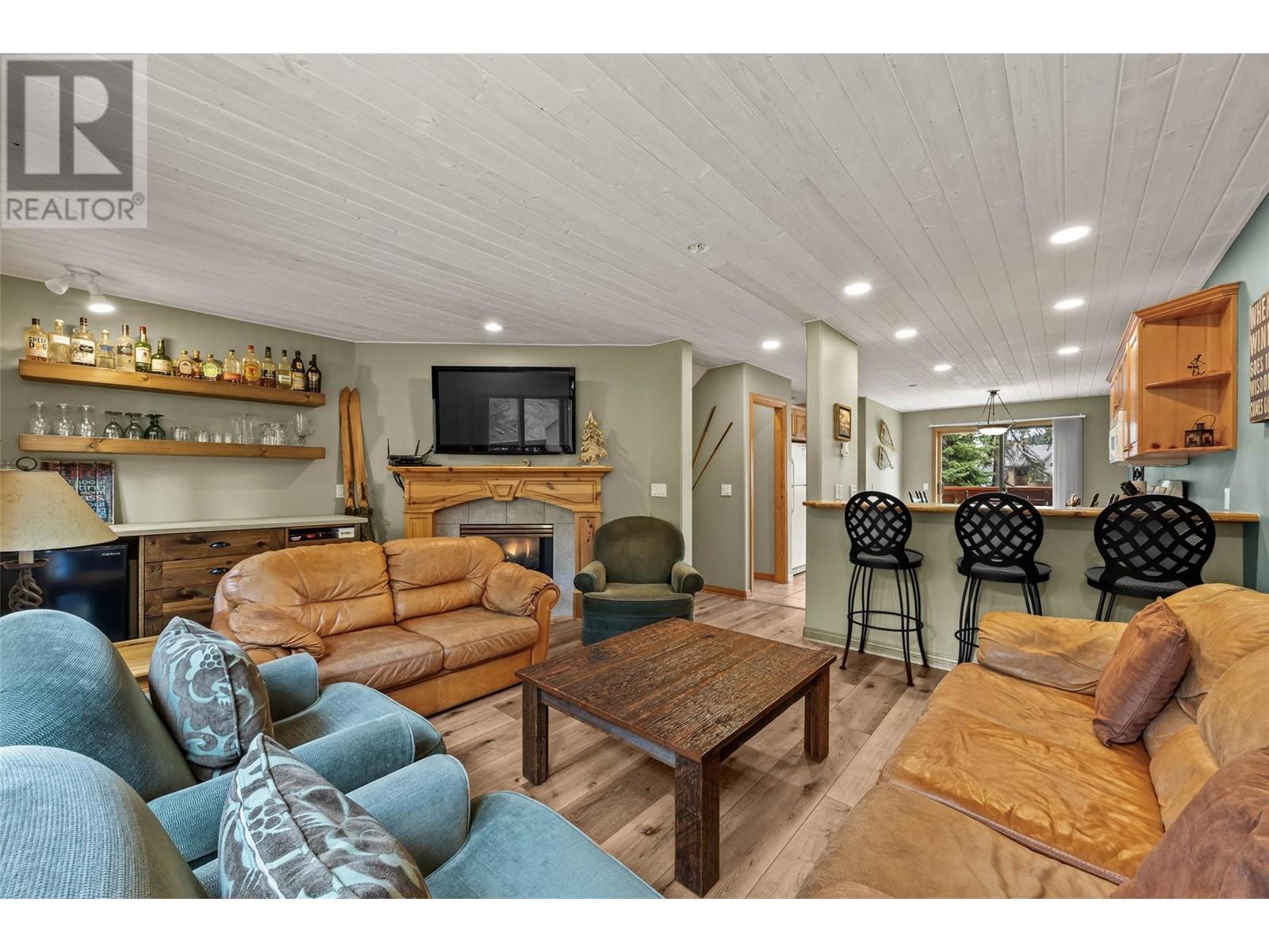 3320 Village Place Unit# 14, Sun Peaks, BC V0E5N0
