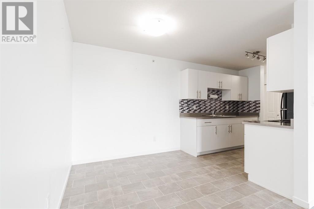 1328, 201 Abasand Drive, Fort Mcmurray, Alberta  T9J 1L6 - Photo 10 - A2221242