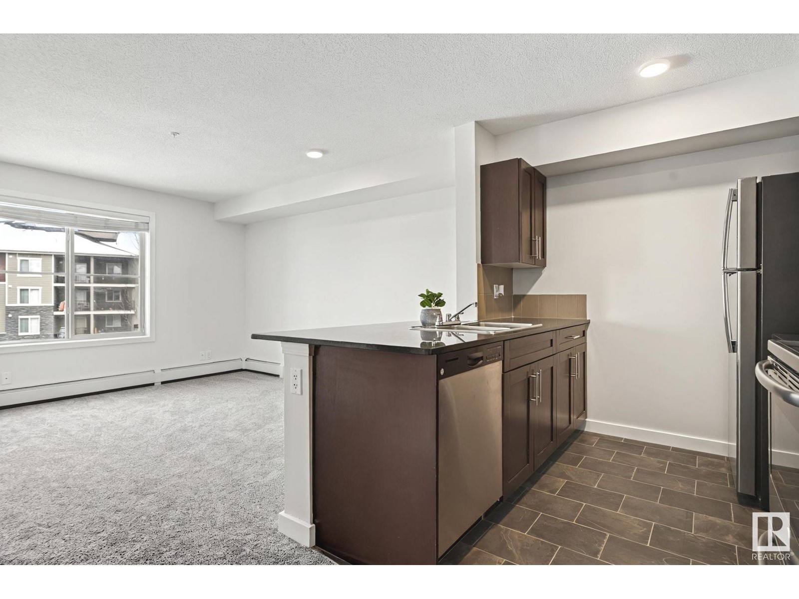 Property at #315 12035 22 AV SW image 3