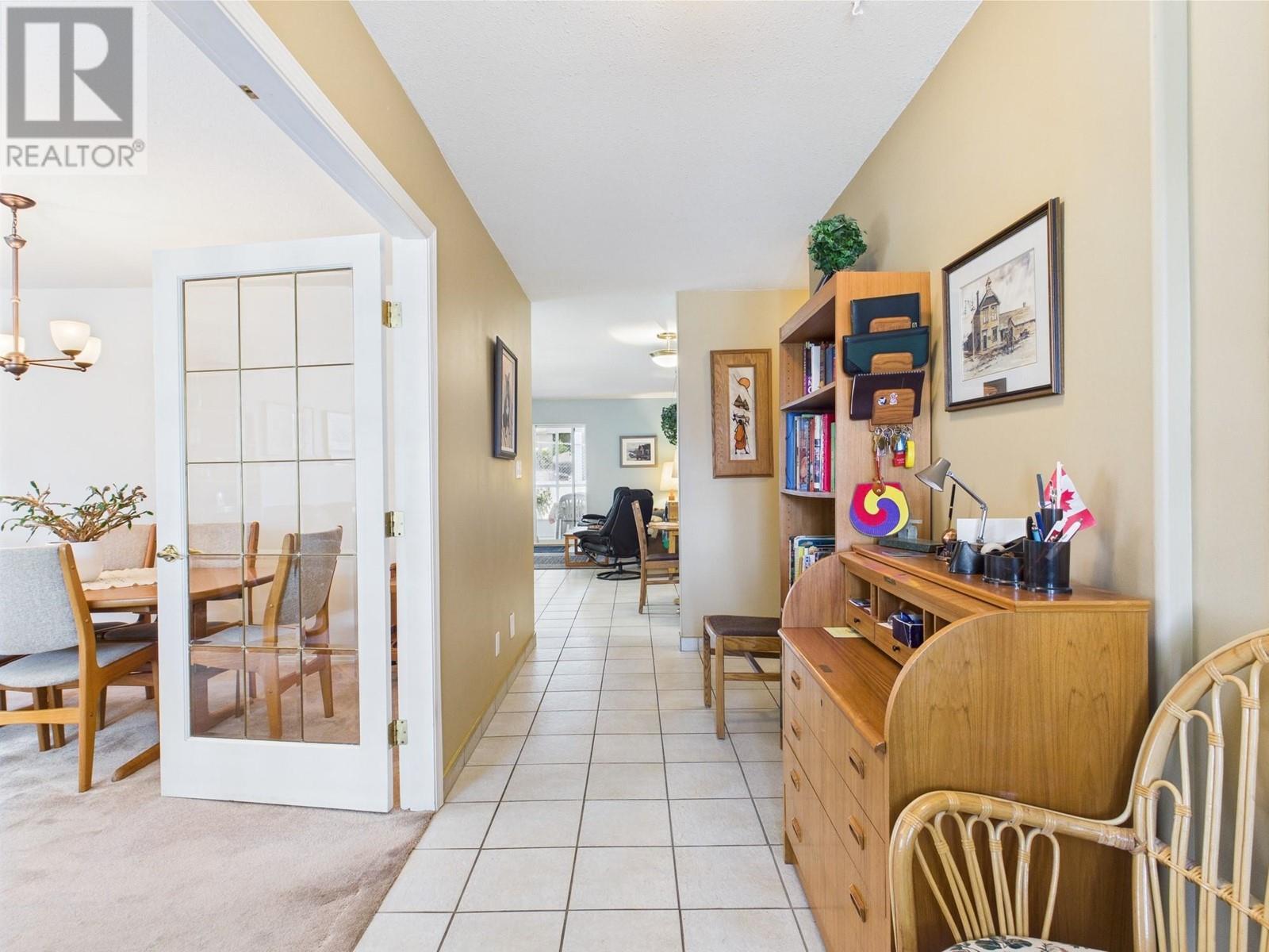 Property at 21 Sandpiper Place image 5