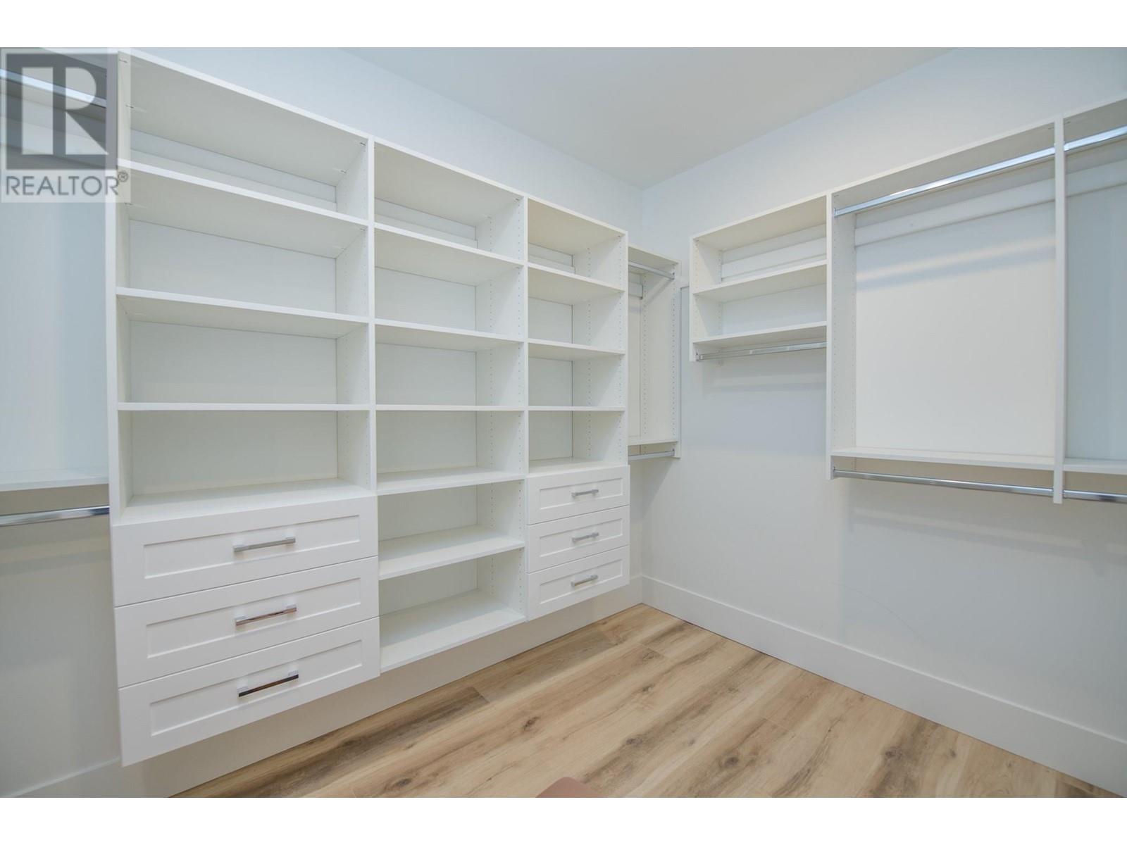 Property at 8944 Tavistock Road Lot# 38 image 2
