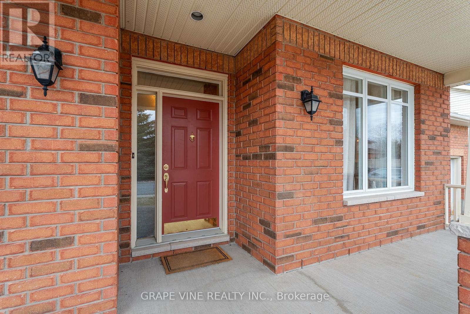67 Gleeson Way, Ottawa, Ontario  K2J 4Y9 - Photo 2 - X12093187
