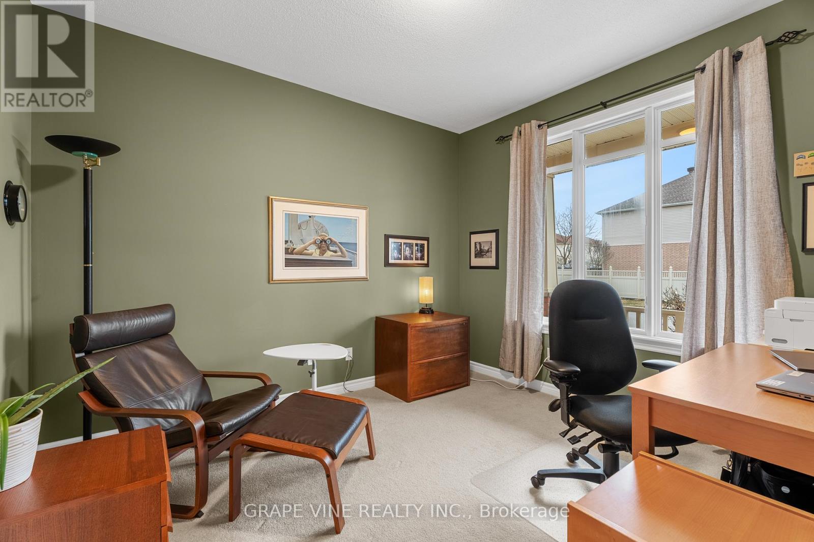 67 Gleeson Way, Ottawa, Ontario  K2J 4Y9 - Photo 4 - X12093187