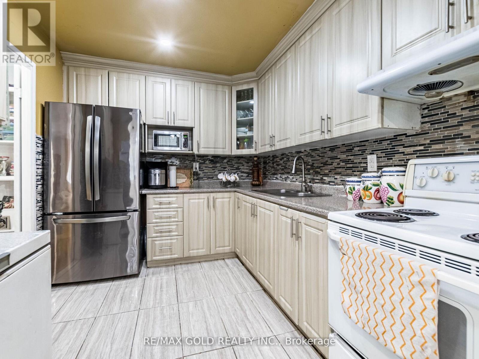 104 - 3555 Derry Road, Mississauga, Ontario  L4T 1B2 - Photo 19 - W12155681