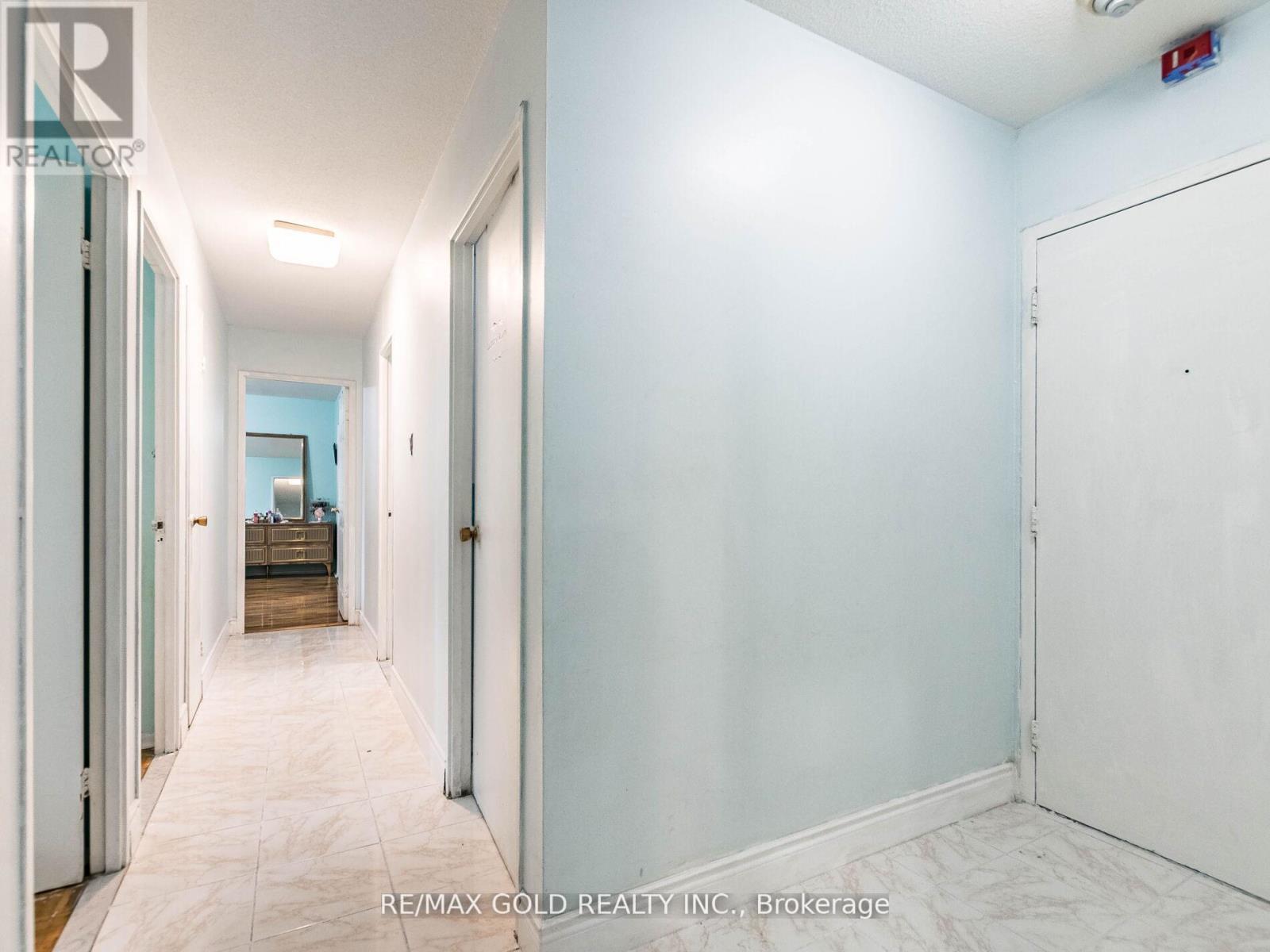 104 - 3555 Derry Road, Mississauga, Ontario  L4T 1B2 - Photo 4 - W12155681