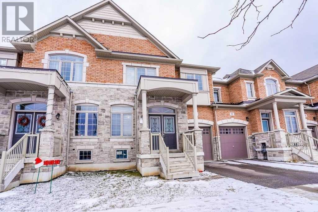 90 Christian Ritter Drive, Markham, Ontario  L6C 0B2 - Photo 1 - N12153718