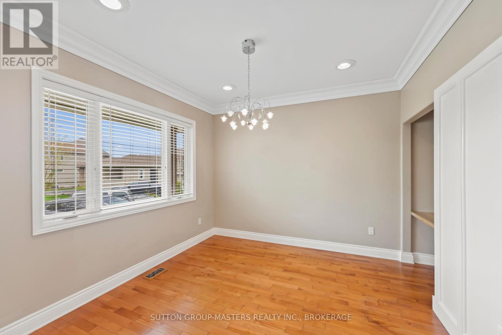 Property at 221 AMY LYNN DRIVE image 4