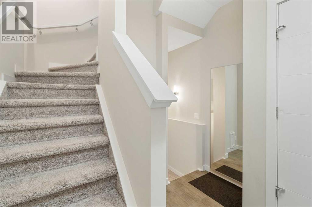 Property at 4, 2420 30 Street SW image 5