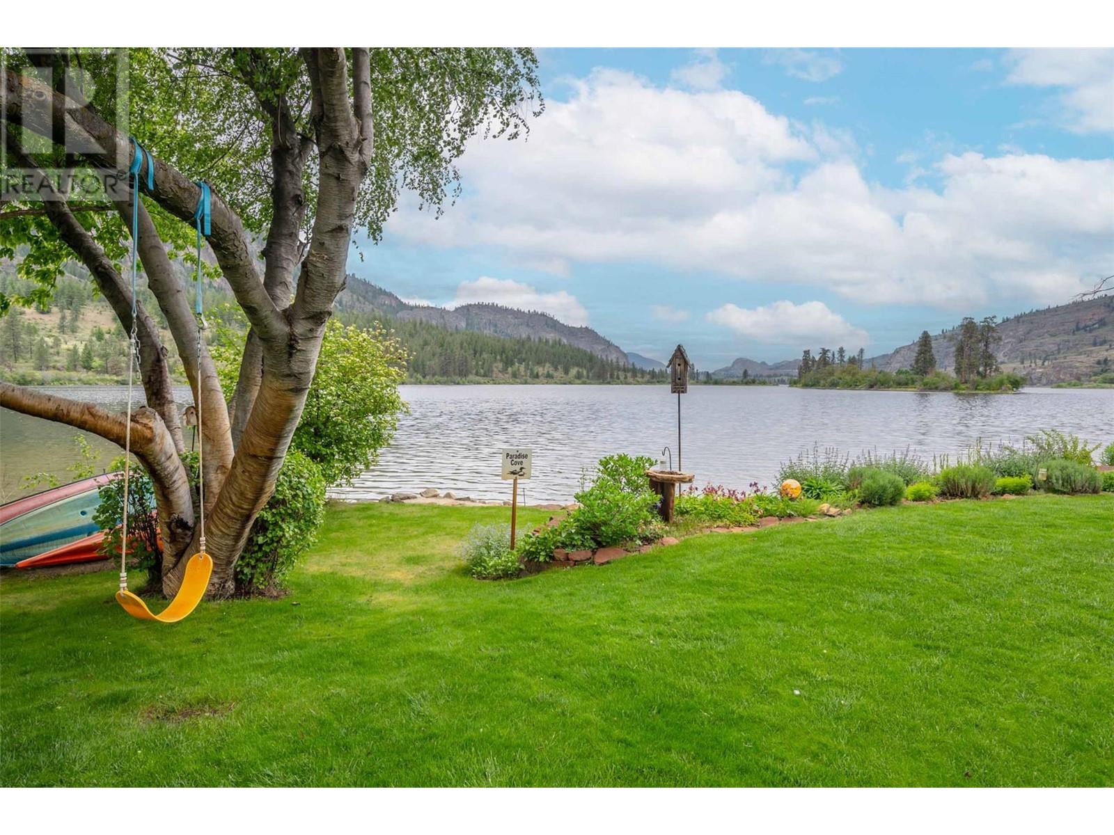 252 Sundial Road, Oliver, British Columbia  V0H 1T2 - Photo 2 - 10347811