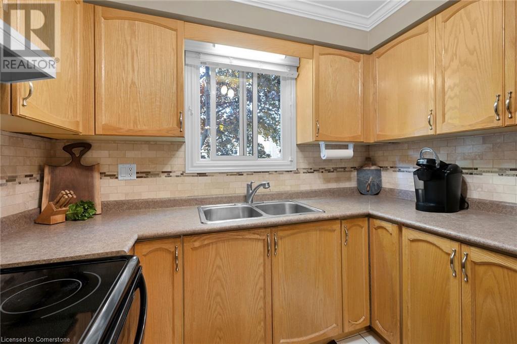 1182 Upper Wentworth Street, Hamilton, Ontario  L9A 5G2 - Photo 10 - 40729818