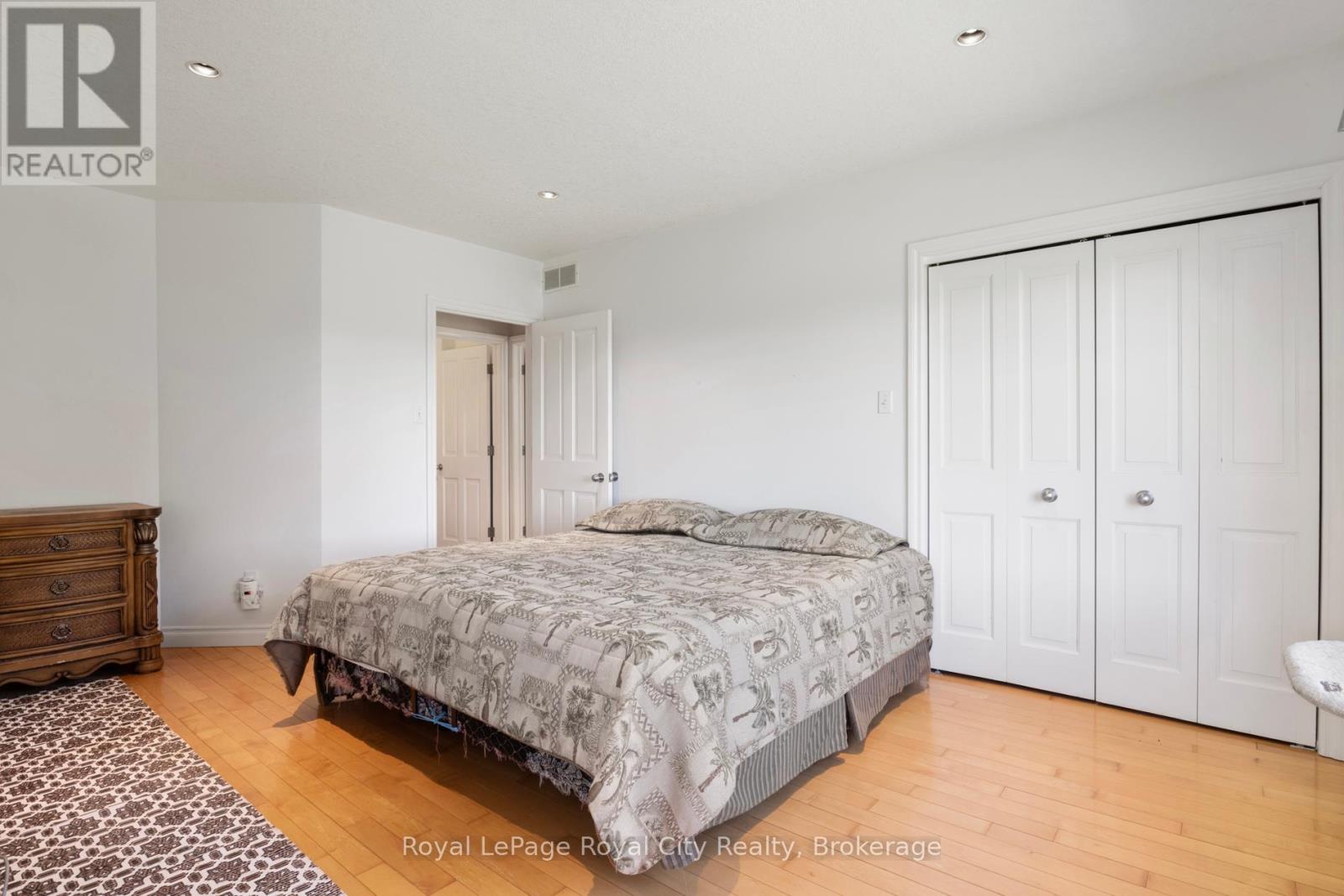 5228 First Line, Erin, Ontario  L7J 2L9 - Photo 35 - X12155736