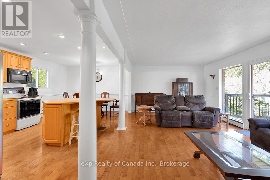 132 North Street E, Tillsonburg, Ontario  N4G 1B5 - Photo 21 - X12155708