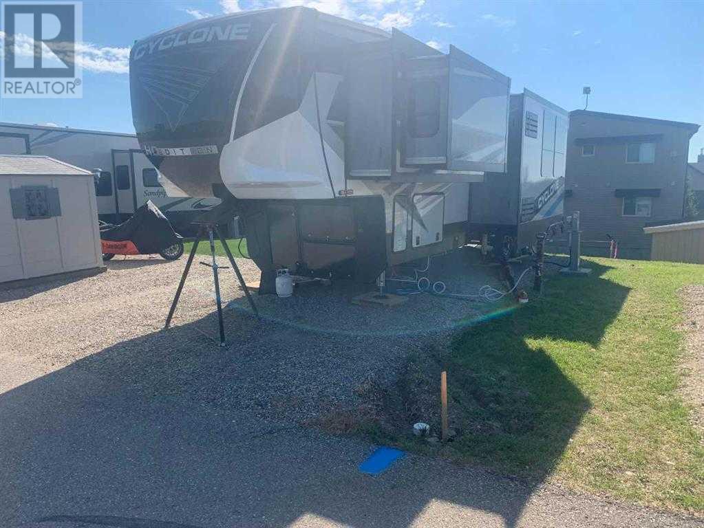 5054, 25054 South Pine Lake Road, Rural Red Deer County, Alberta  T0M 1R0 - Photo 4 - A2195554