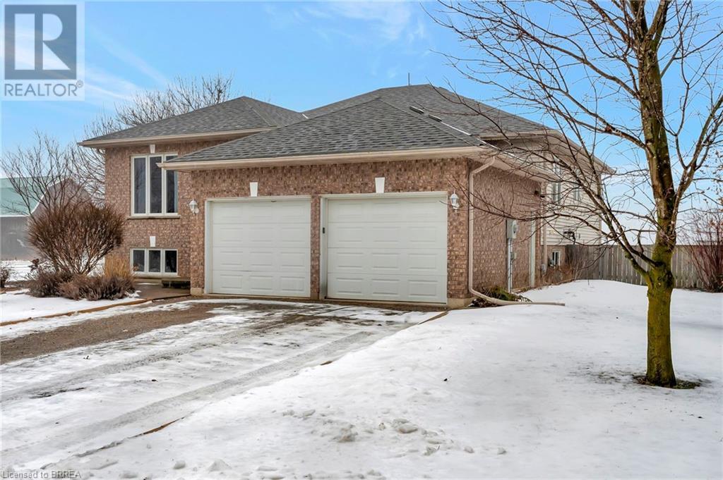 901 Windham 11 Road, Delhi, Ontario  N4B 2W5 - Photo 3 - 40695192