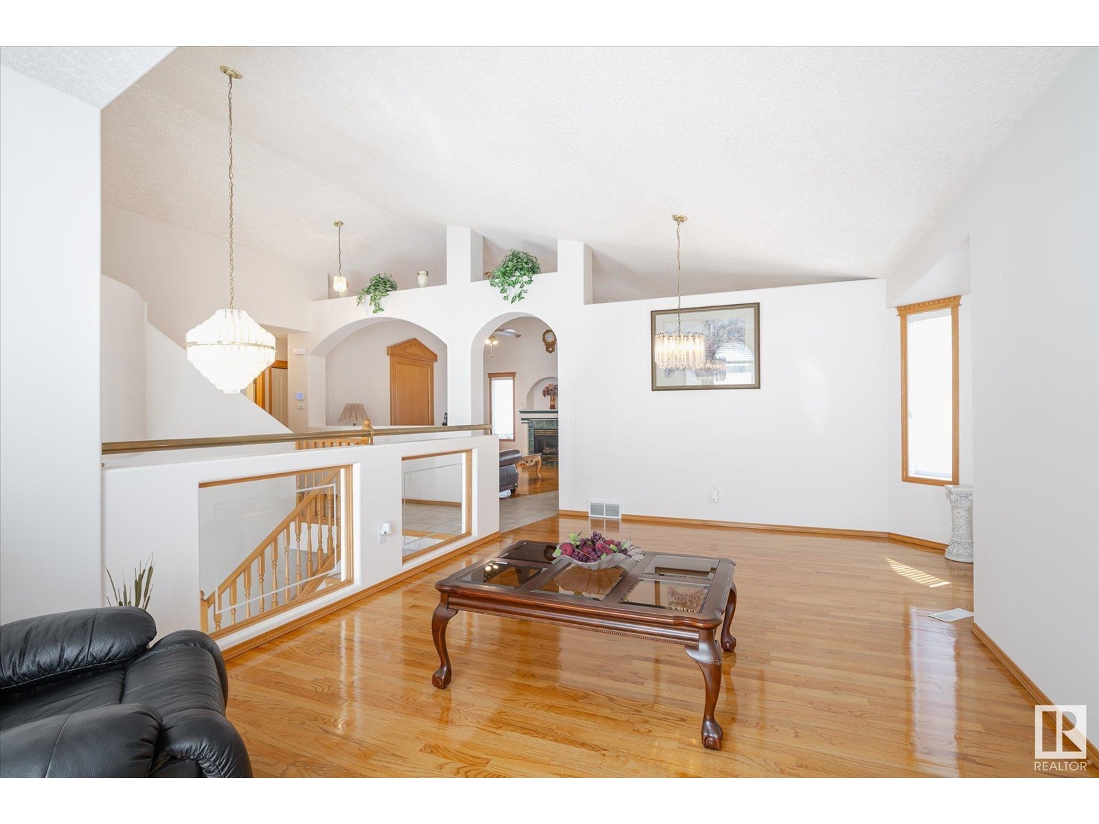 Property at 15939 88 ST NW image 2
