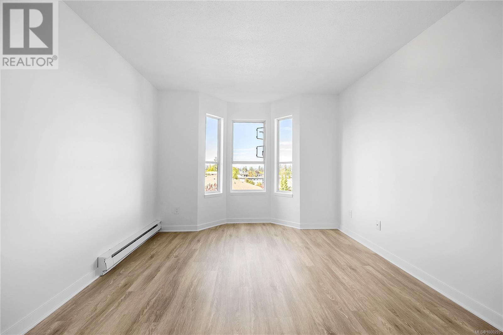 Property at 101 1651 Dufferin Cres image 5