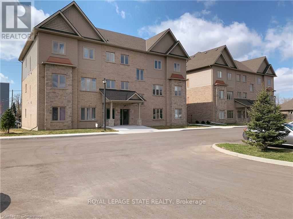 25 - 111 South Cayuga Street E, Haldimand, Ontario  N1A 0B5 - Photo 1 - X12155691