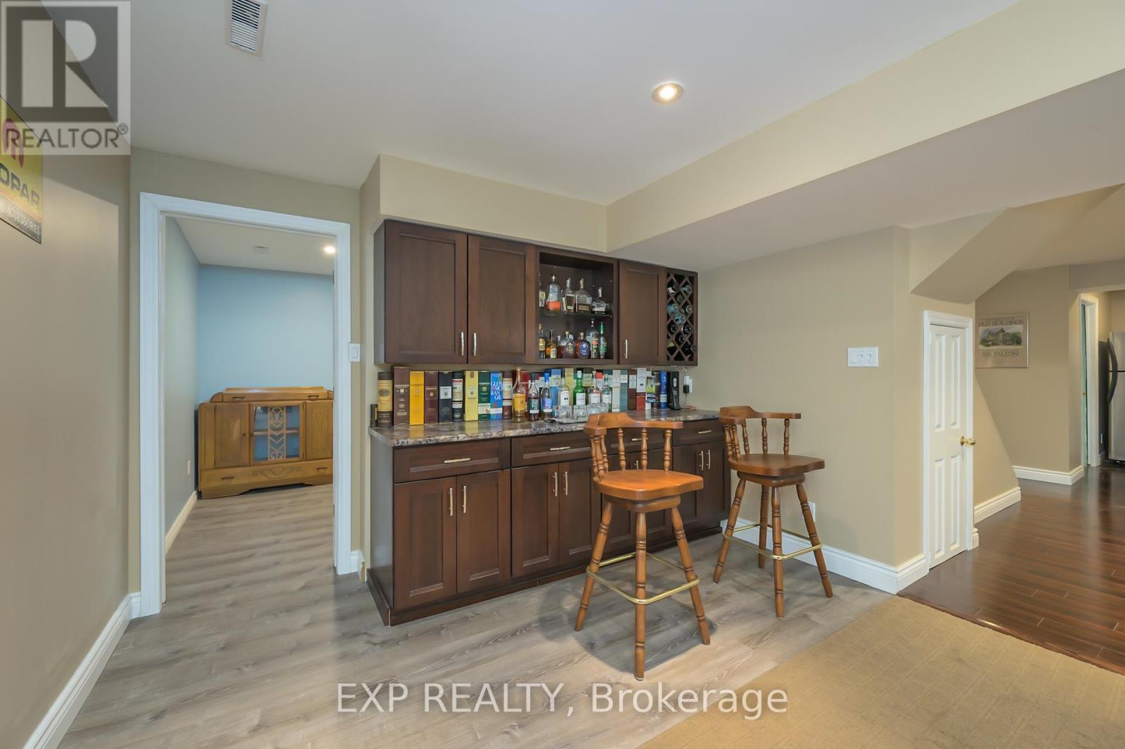 43 Glenridge Crescent, London North (North A), Ontario  N6G 4W5 - Photo 28 - X12155756