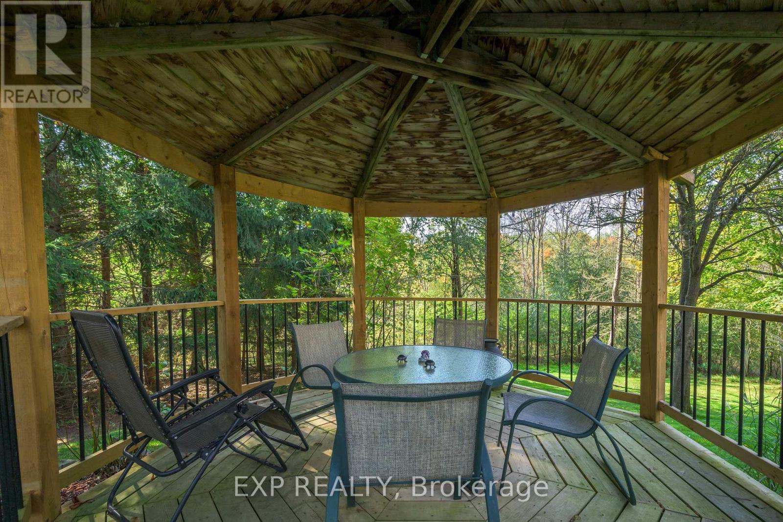 43 Glenridge Crescent, London North (North A), Ontario  N6G 4W5 - Photo 34 - X12155756