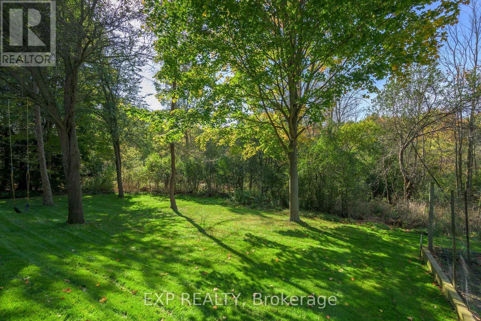 43 Glenridge Crescent, London North (North A), Ontario  N6G 4W5 - Photo 37 - X12155756