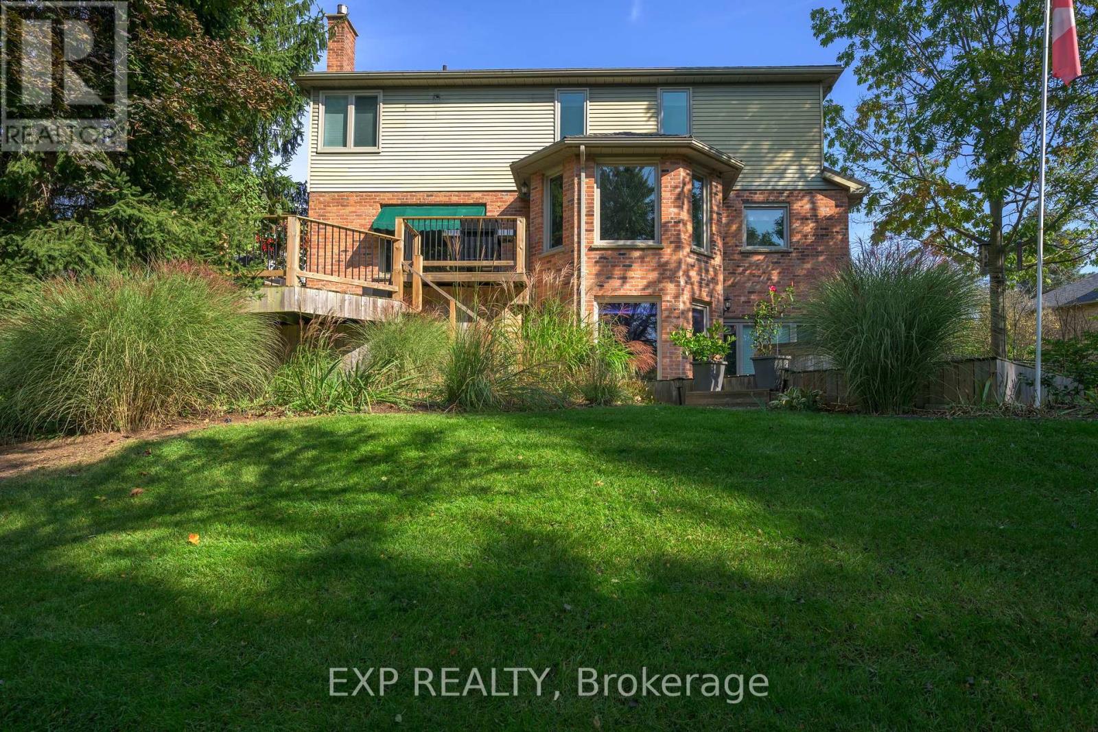 43 Glenridge Crescent, London North (North A), Ontario  N6G 4W5 - Photo 43 - X12155756