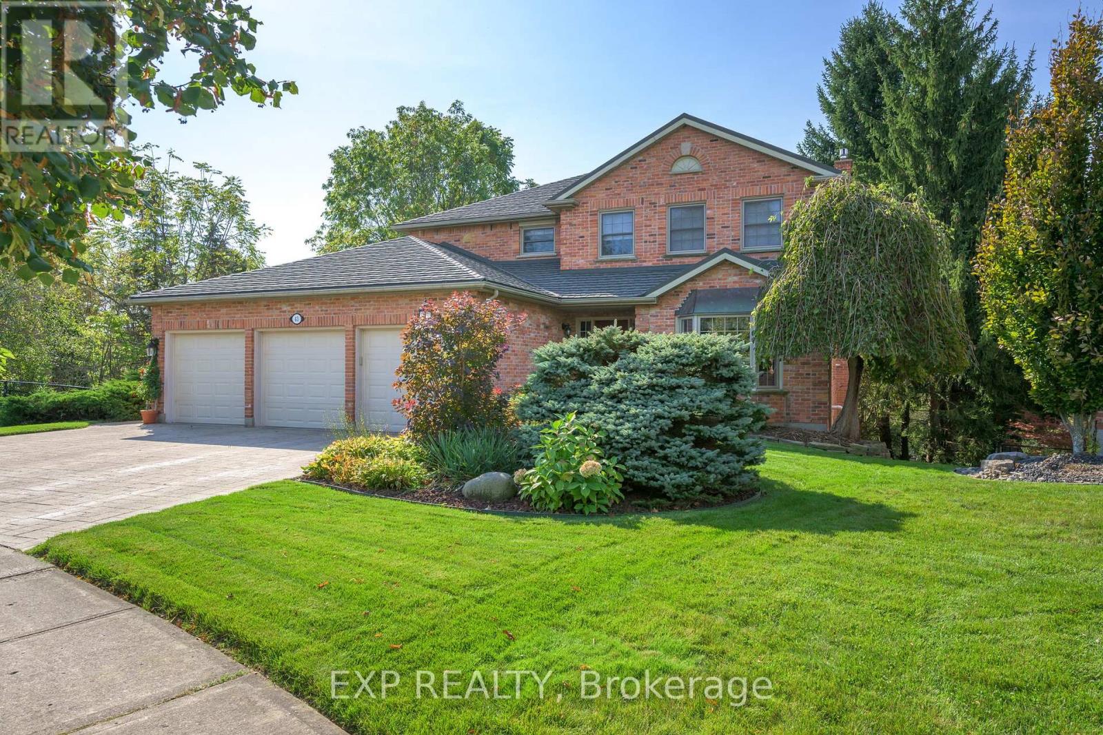 43 Glenridge Crescent, London North (North A), Ontario  N6G 4W5 - Photo 45 - X12155756