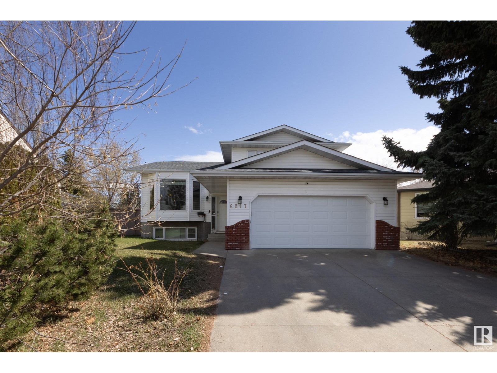 6217 13 Av Nw Nw, Edmonton, Alberta  T6L 2E5 - Photo 1 - E4437070