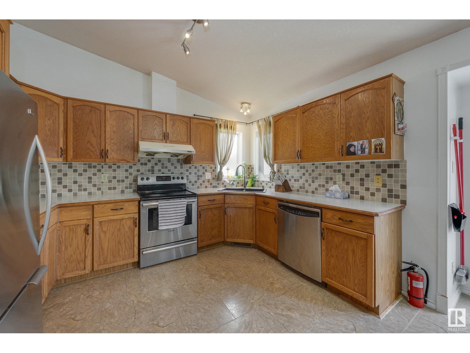 6217 13 Av Nw Nw, Edmonton, Alberta  T6L 2E5 - Photo 21 - E4437070