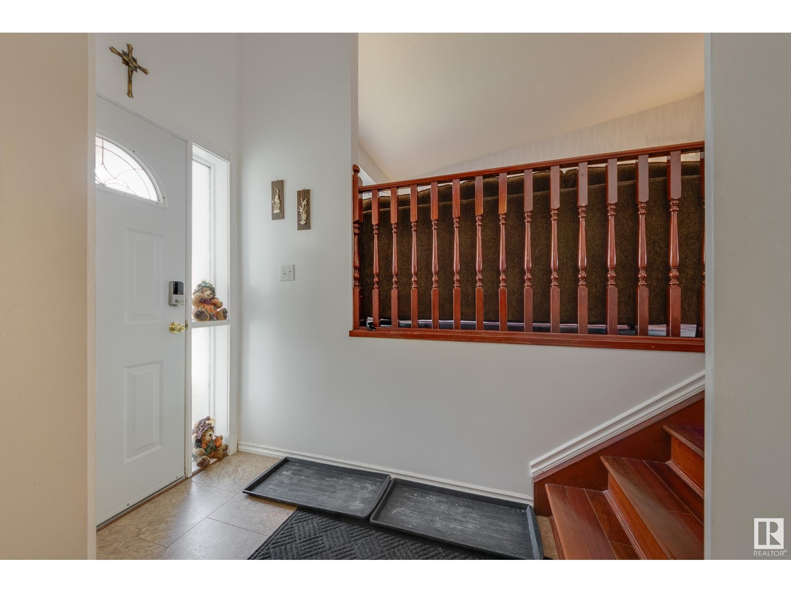 6217 13 Av Nw Nw, Edmonton, Alberta  T6L 2E5 - Photo 3 - E4437070