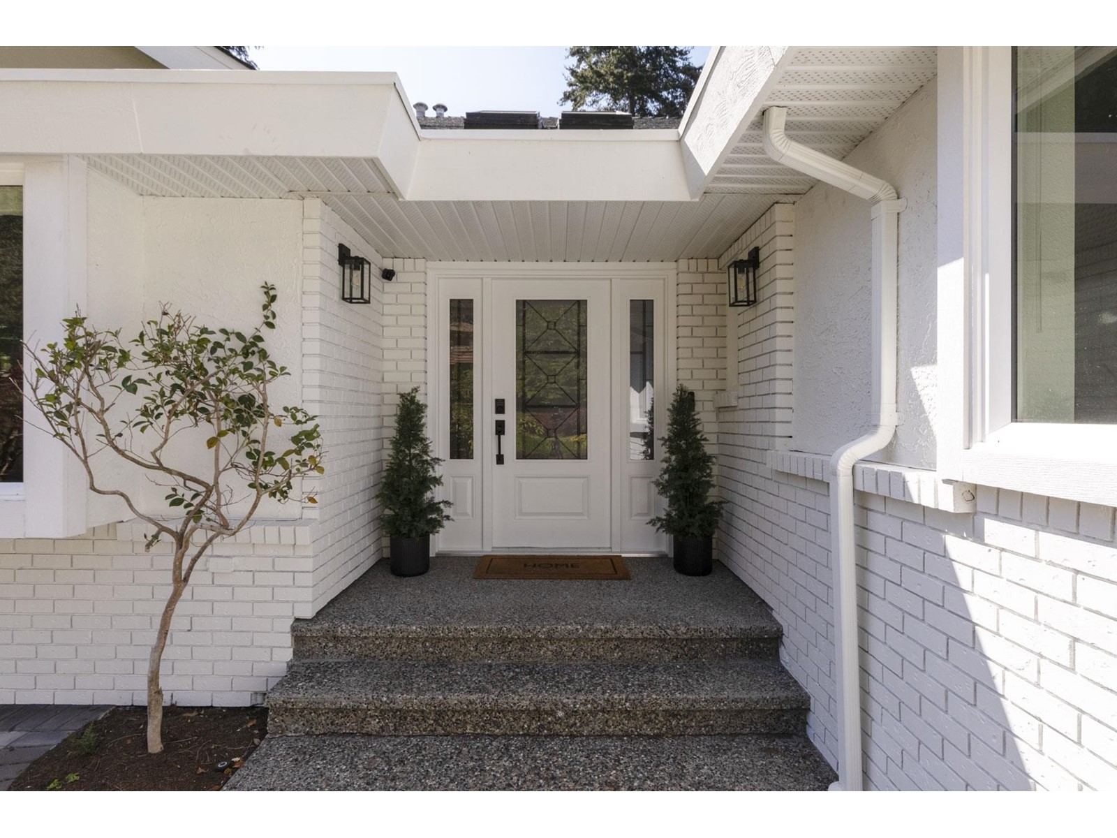 Property at 1627 127 STREET image 5