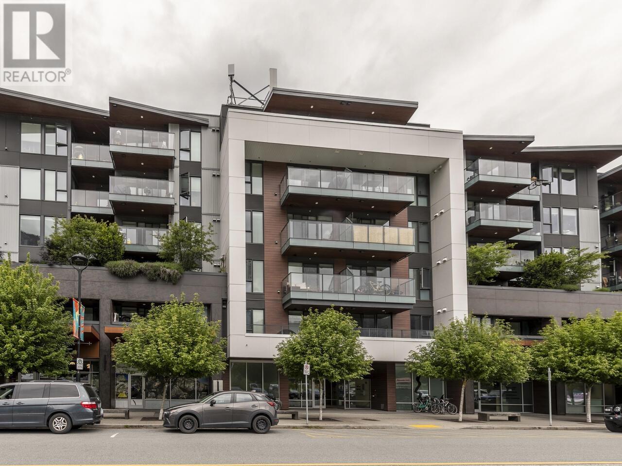 Property at 524 37881 CLEVELAND AVENUE image 3