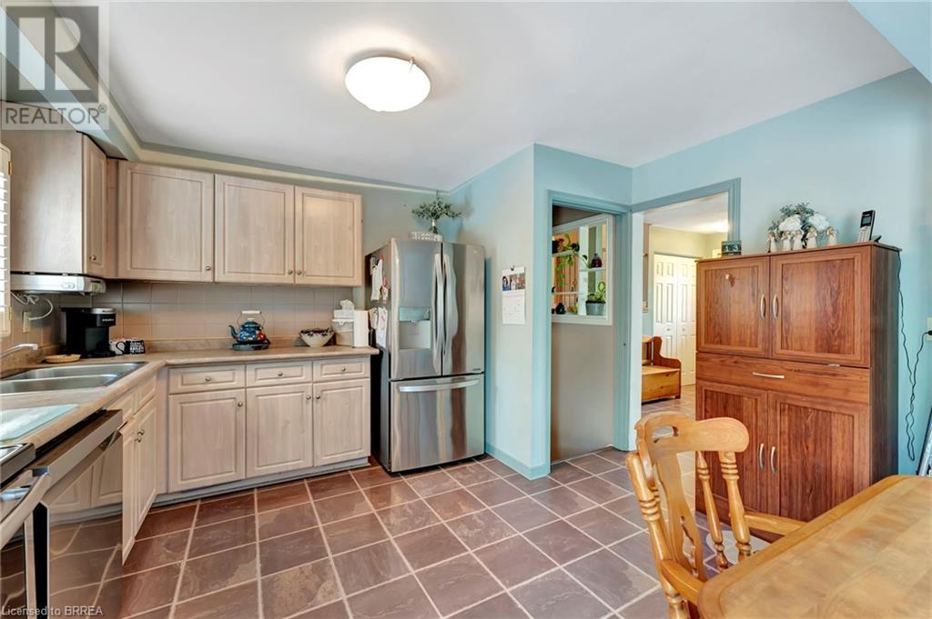 136 Brantwood Park Road, Brantford, Ontario N3P 1G3 - Photo 11 - 40729031