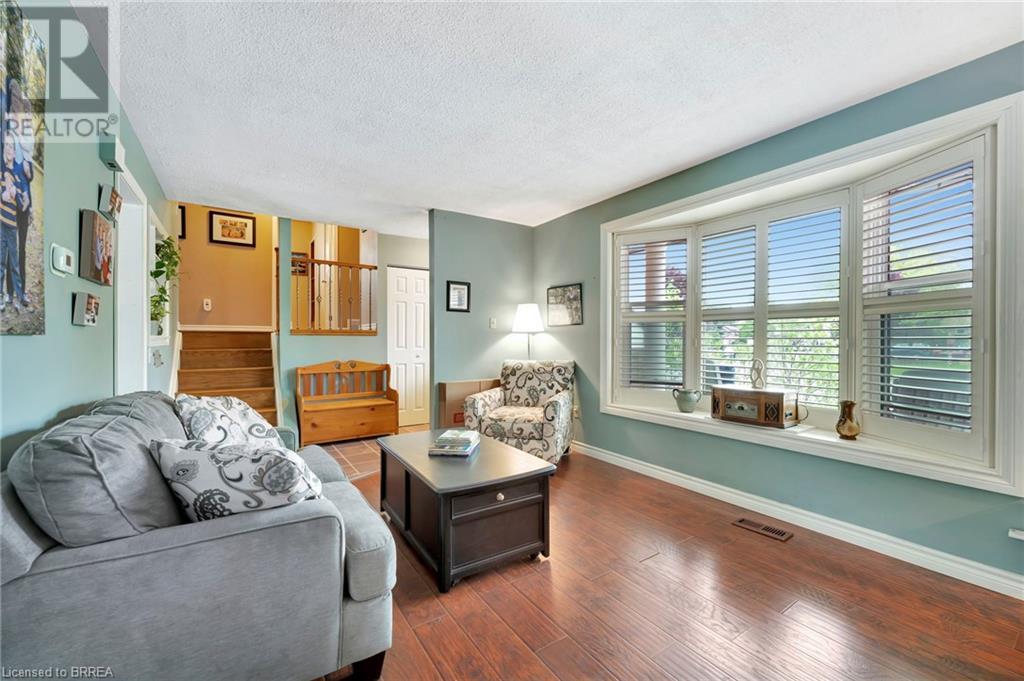 136 Brantwood Park Road, Brantford, Ontario N3P 1G3 - Photo 7 - 40729031