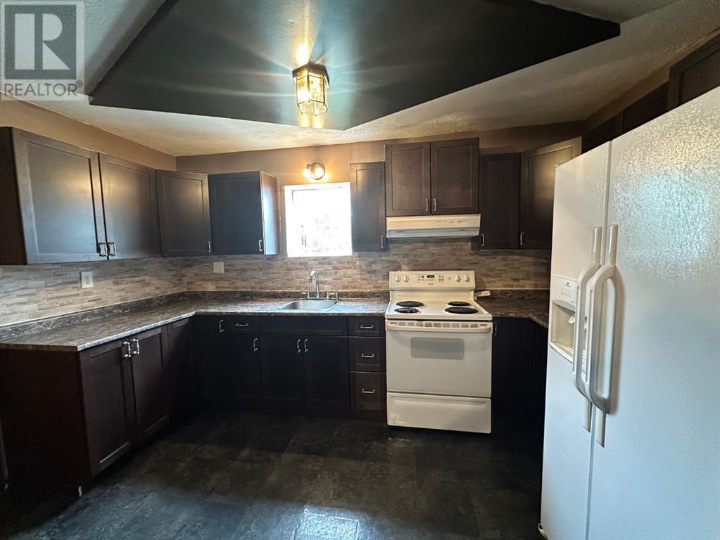 109 First Avenue S, Wimborne, Alberta  T0M 2G0 - Photo 19 - A2221008