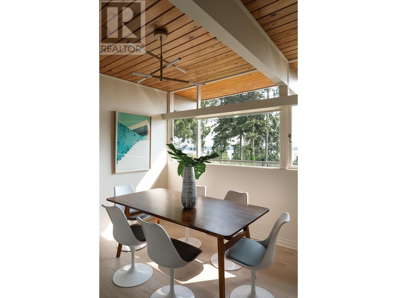 2750 Rosebery Avenue, West Vancouver, British Columbia  V7V 3A2 - Photo 13 - R3003996