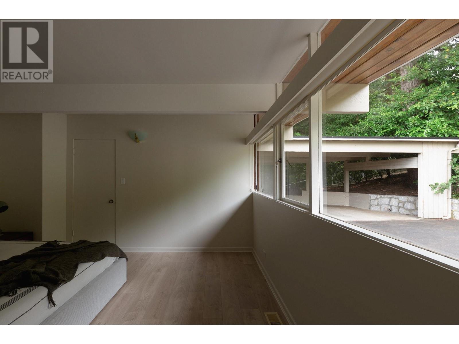 2750 Rosebery Avenue, West Vancouver, British Columbia  V7V 3A2 - Photo 17 - R3003996