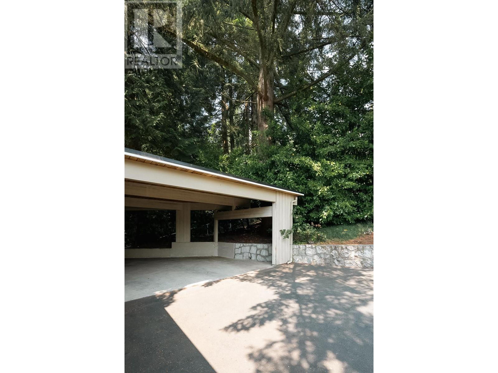 2750 Rosebery Avenue, West Vancouver, British Columbia  V7V 3A2 - Photo 28 - R3003996