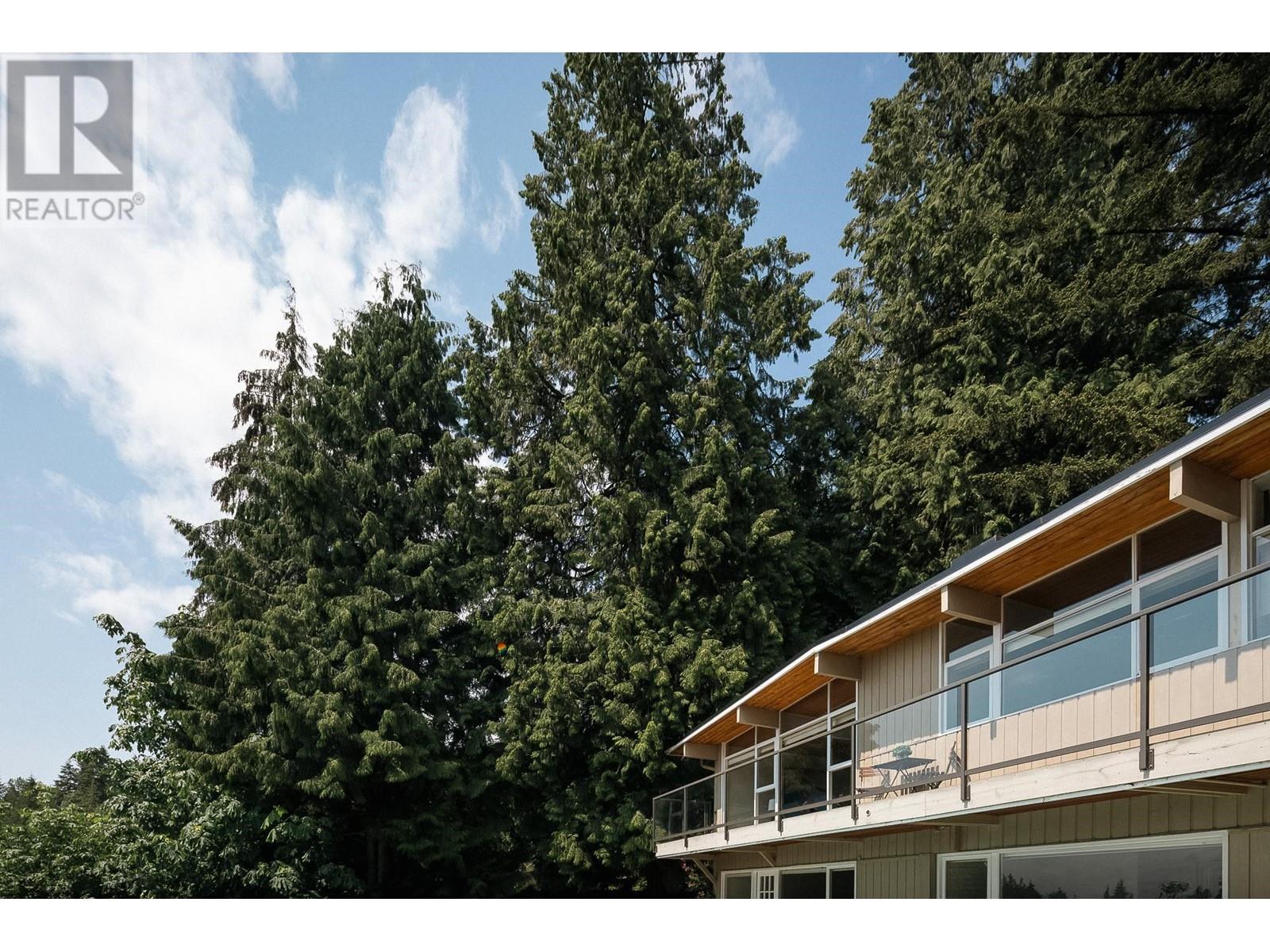 2750 Rosebery Avenue, West Vancouver, British Columbia  V7V 3A2 - Photo 35 - R3003996