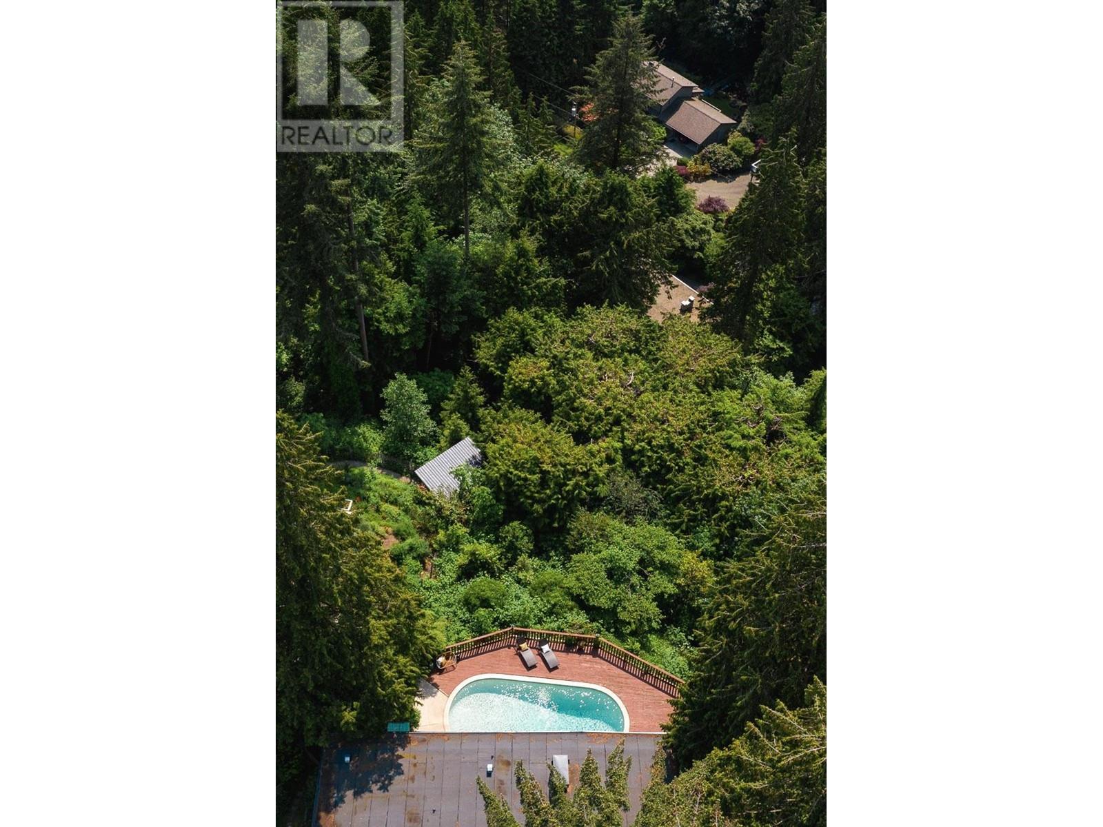 2750 Rosebery Avenue, West Vancouver, British Columbia  V7V 3A2 - Photo 37 - R3003996