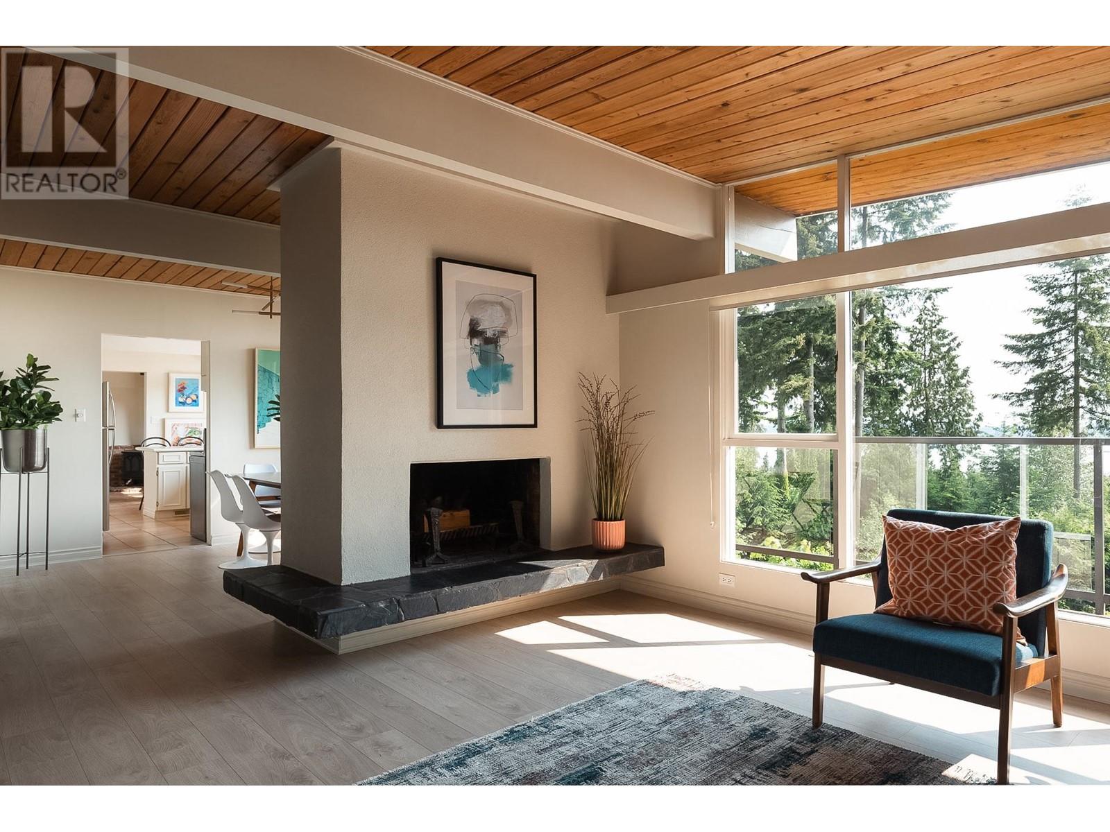 2750 Rosebery Avenue, West Vancouver, British Columbia  V7V 3A2 - Photo 8 - R3003996