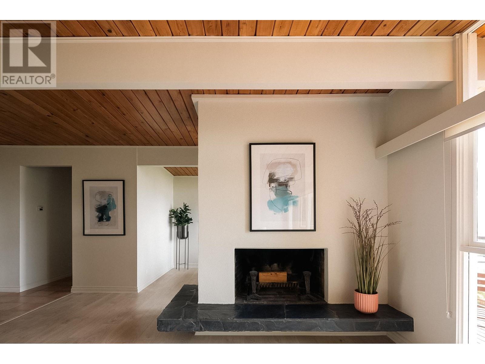 2750 Rosebery Avenue, West Vancouver, British Columbia  V7V 3A2 - Photo 9 - R3003996