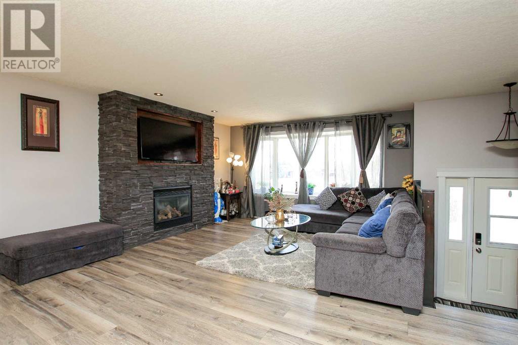 Property at 43 Opal Avenue image 5