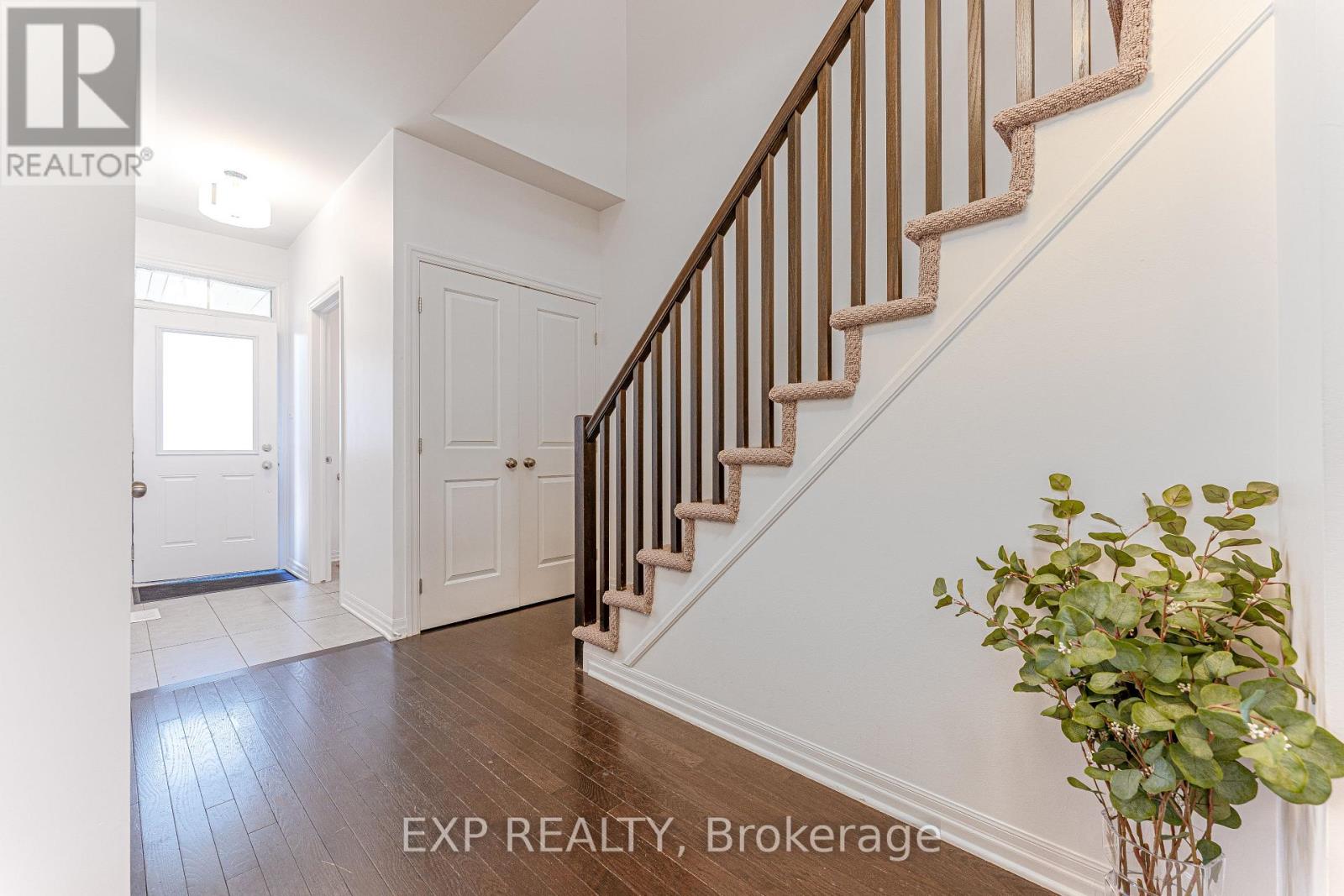 137 Hawkeswood Drive, Ottawa, Ontario  K4M 0E6 - Photo 10 - X12155749