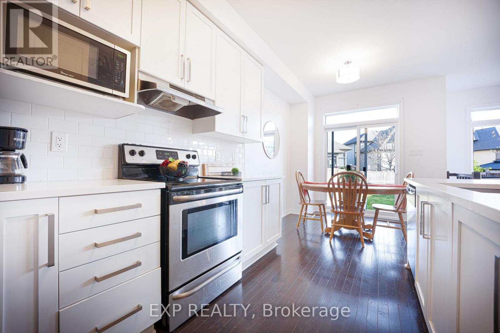 137 Hawkeswood Drive, Ottawa, Ontario  K4M 0E6 - Photo 18 - X12155749
